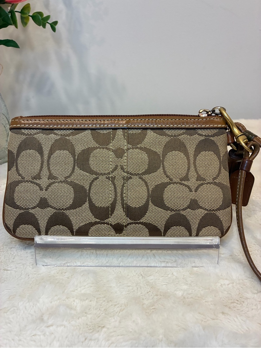 Coach Signature Patchwork Wristlet Brown Tan Leather Tassel Y2K - Picture 5 of 10